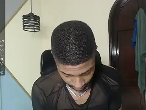 kilian xx online show from February 2025 01:32:01 PM