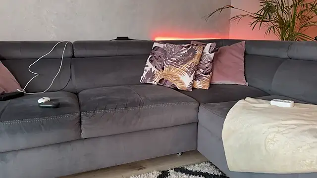 Snapshot of Anna_Passion chatting on October 2025 08:18:01 AM Anna Passion online show from October 2025 08:18:01 AM