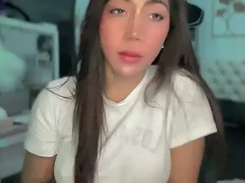 Snapshot of kristinestar chatting on January 2026 12:24:01 AM kristinestar online show from January 2026 12:24:01 AM