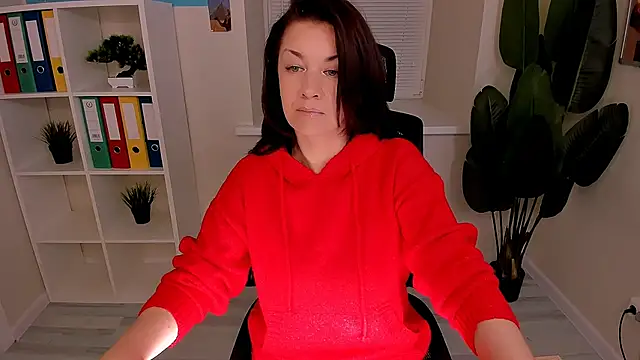 AnaMills online show from November 2025 03:04:01 PM