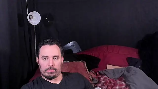 Metalstud online show from December 2025 01:24:02 AM