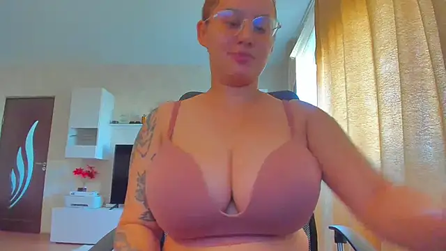 hot evil queen online show from September 2025 06:50:01 AM