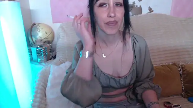 Snapshot of -carla- chatting on May 2026 05:13:01 AM -carla- online show from May 2026 05:13:01 AM