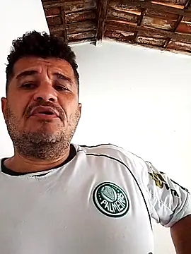 Snapshot of tarra122 chatting on February 2026 06:08:01 PM tarra122 online show from February 2026 06:08:01 PM