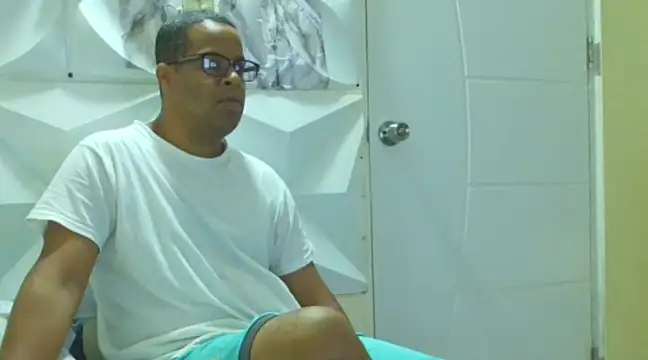 thesugar32 online show from February 2025 12:24:01 PM