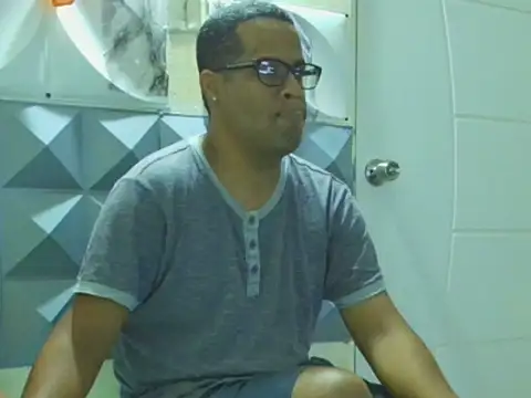 thesugar32 online show from October 2025 02:05:01 PM