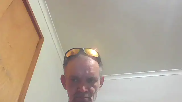 Snapshot of TooFknHorny1 chatting on October 2025 05:41:02 AM TooFknHorny1 online show from October 2025 05:41:02 AM