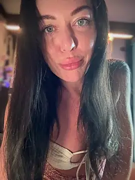 LilliThelo online show from December 2025 06:52:01 AM