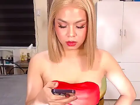 MistressLuna1 online show from March 2025 07:44:02 PM