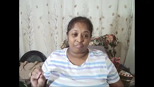 Snapshot of Indiantasha chatting on April 2026 04:32:01 PM Indiantasha online show from April 2026 04:32:01 PM