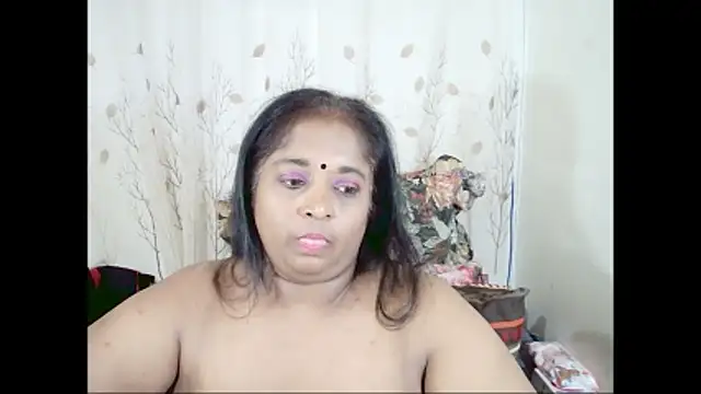 Snapshot of Indiantasha chatting on April 2026 02:27:02 AM Indiantasha online show from April 2026 02:27:02 AM