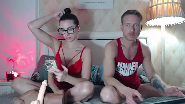 JessicaSteve online show from February 2026 07:41:02 PM