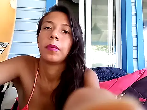 Luna-Natural online show from January 2025 04:05:01 PM