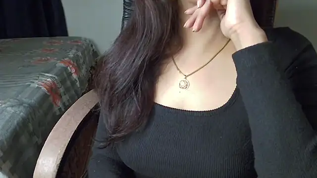 Snapshot of Adventurous_Angel chatting on December 2024 10:31:01 PM Adventurous Angel online show from December 2024 10:31:01 PM