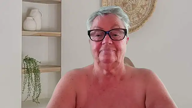Snapshot of GrannyChrissy68 chatting on April 2026 01:41:02 PM GrannyChrissy68 online show from April 2026 01:41:02 PM