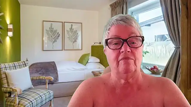 Snapshot of GrannyChrissy68 chatting on May 2026 02:32:02 PM GrannyChrissy68 online show from May 2026 02:32:02 PM