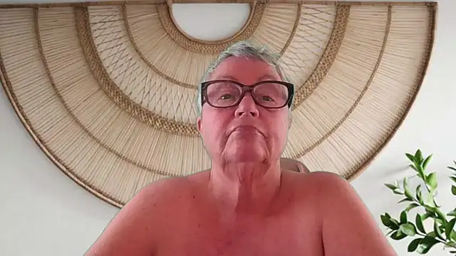 Snapshot of GrannyChrissy68 chatting on May 2026 01:52:02 PM GrannyChrissy68 online show from May 2026 01:52:02 PM