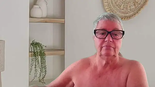 Snapshot of GrannyChrissy68 chatting on May 2026 09:10:02 PM GrannyChrissy68 online show from May 2026 09:10:02 PM