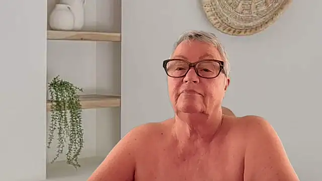 Snapshot of GrannyChrissy68 chatting on May 2026 12:46:02 PM GrannyChrissy68 online show from May 2026 12:46:02 PM