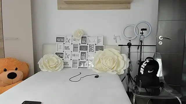 sweetemy4u online show from October 2025 07:17:02 AM