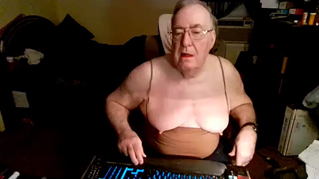 Toastir online show from December 2024 02:39:01 PM