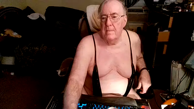 Toastir online show from October 2025 08:40:01 PM