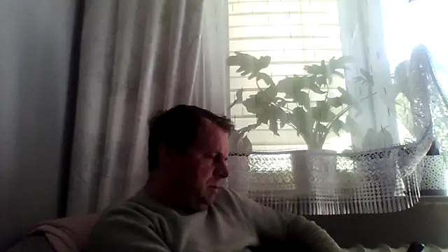 Snapshot of grzes19763 chatting on April 2026 09:25:01 AM grzes19763 online show from April 2026 09:25:01 AM