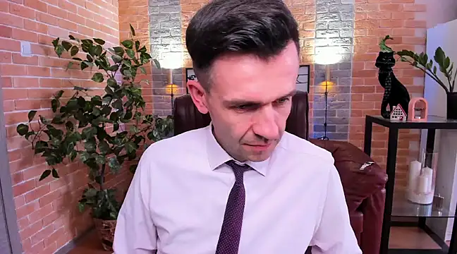 SteveTiger online show from February 2025 10:59:01 AM