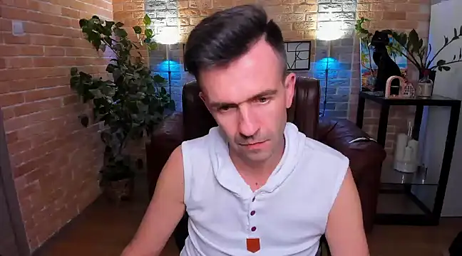 SteveTiger online show from March 2025 04:11:02 PM