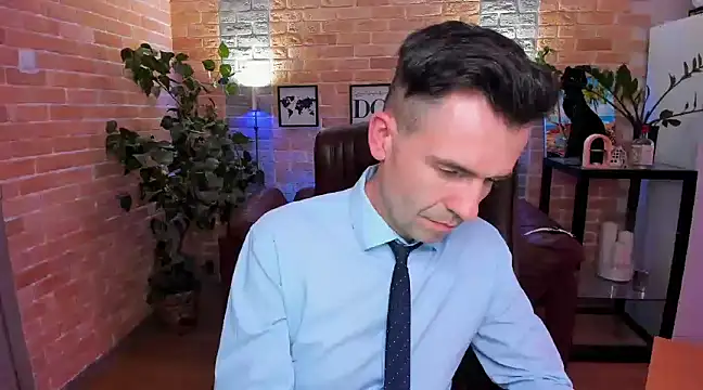 SteveTiger online show from March 2025 03:53:02 PM