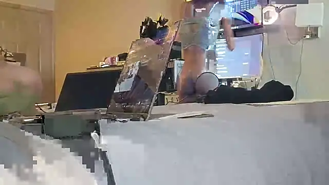 Snapshot of txsweets chatting on October 2025 09:10:02 AM txsweets online show from October 2025 09:10:02 AM