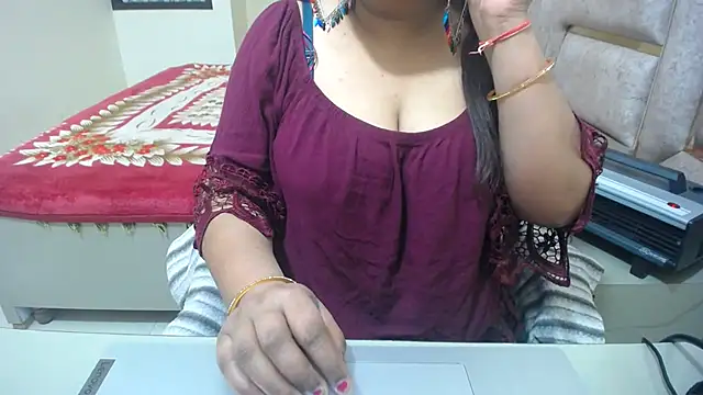 Shanvi  online show from February 2025 03:28:01 AM