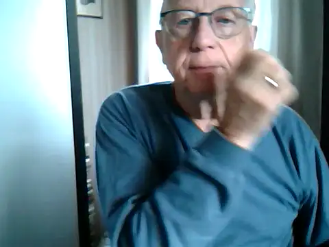 Snapshot of johnjohn622662 chatting on October 2025 07:48:01 AM johnjohn622662 online show from October 2025 07:48:01 AM