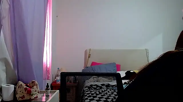 chelbyy online show from January 2026 02:11:01 PM