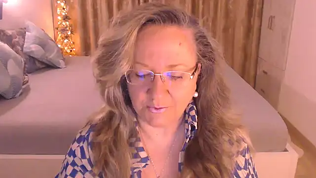 Raisshy online show from February 2026 04:41:02 AM