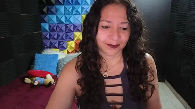 katifoxx online show from September 2025 03:24:01 PM