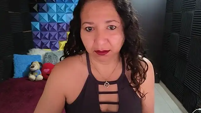 katifoxx online show from October 2025 03:10:01 PM