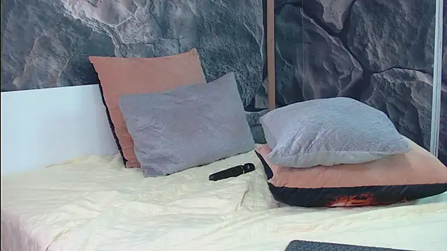 FreeMyFire online show from November 2025 03:06:02 AM