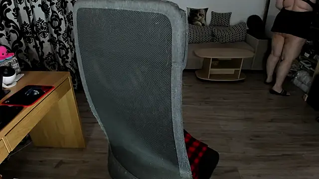 Charlotte Diamonds online show from November 2025 12:47:01 AM