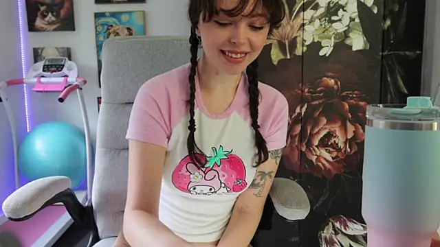 makiyahbelle online show from February 2025 04:10:01 AM