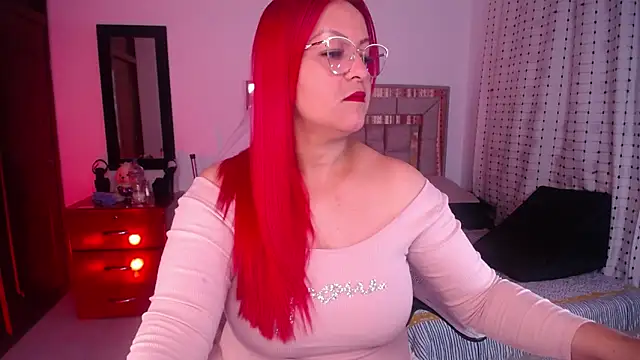 salomecastro  online show from February 2026 03:43:01 AM