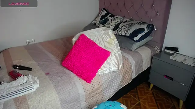 Snapshot of cristin_doll_ chatting on February 2025 05:30:02 PM cristin doll online show from February 2025 05:30:02 PM