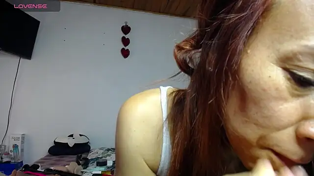 Snapshot of cristin_doll_ chatting on February 2025 02:46:01 PM cristin doll online show from February 2025 02:46:01 PM