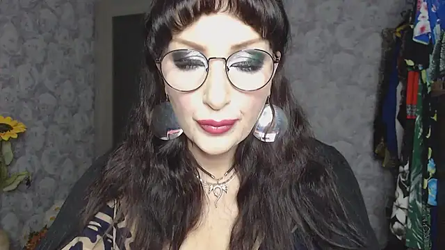 Aziza1 online show from October 2025 04:19:01 PM