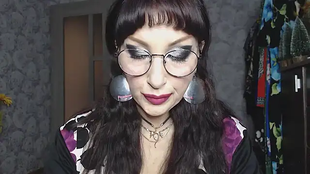 Aziza1 online show from November 2025 09:10:01 AM