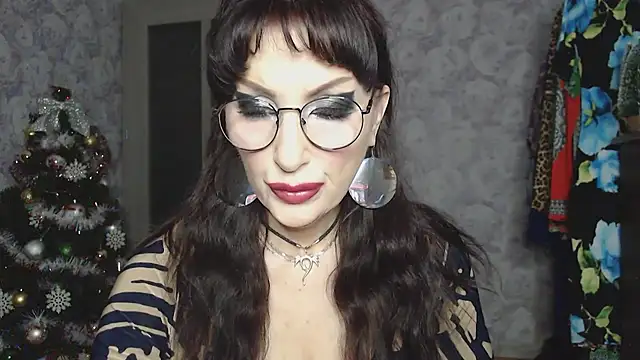 Aziza1 online show from January 2026 05:27:02 PM