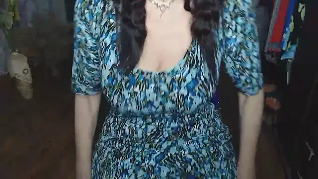 Snapshot of Aziza1 chatting on January 2026 04:33:02 PM Aziza1 online show from January 2026 04:33:02 PM