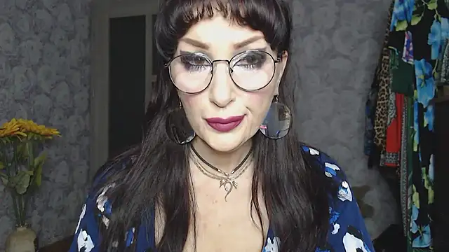 Snapshot of Aziza1 chatting on February 2026 03:38:01 PM Aziza1 online show from February 2026 03:38:01 PM