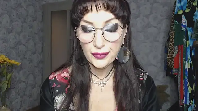 Snapshot of Aziza1 chatting on February 2026 10:52:01 AM Aziza1 online show from February 2026 10:52:01 AM