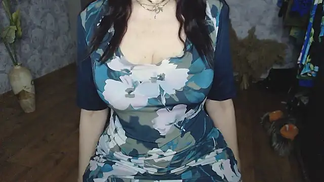 Snapshot of Aziza1 chatting on February 2026 01:18:01 PM Aziza1 online show from February 2026 01:18:01 PM